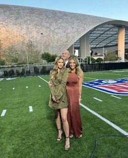 Rachel Bonnetta feet photo thumbnail
