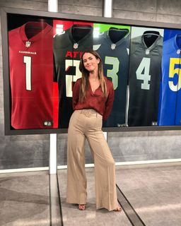 Rachel Bonnetta feet photo thumbnail