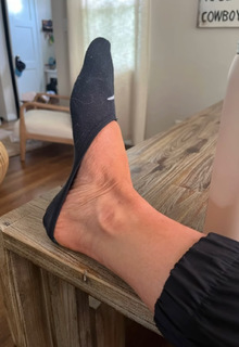 Rachel Bonnetta feet photo thumbnail