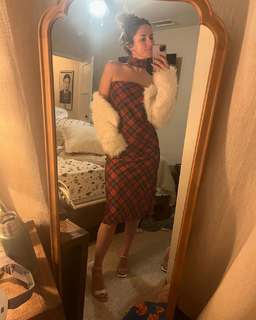 Rachel Bonnetta feet photo thumbnail