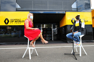 Rachel Brookes feet photo 15