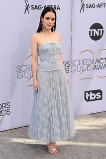 Rachel Brosnahan feet photo thumbnail