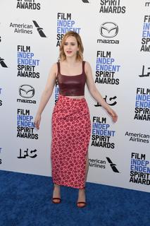 Rachel Brosnahan feet photo thumbnail