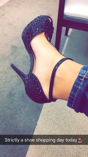 Rachel Bush feet photo 18