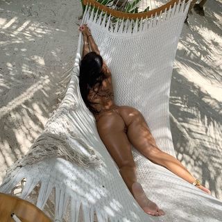 Rachel Bush feet photo 12