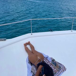 Rachel Bush feet photo 11