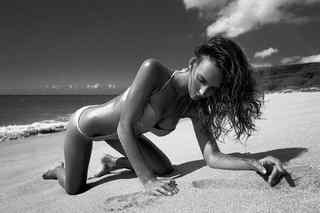 Rachel Cook feet photo thumbnail