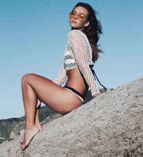 Rachel Cook feet photo thumbnail