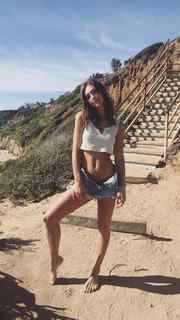 Rachel Cook feet photo thumbnail