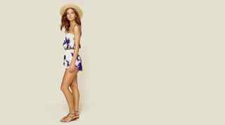 Rachel Cook feet photo thumbnail