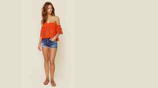 Rachel Cook feet photo thumbnail