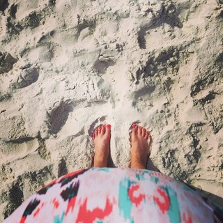 Rachel Cruze feet photo 1
