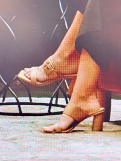 Rachel Cruze feet photo 3