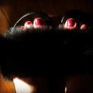 Rachel Dolezal feet photo 4