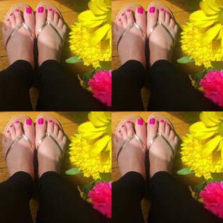 Rachel Dolezal feet photo 19