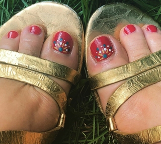 Rachel Dolezal feet photo 16