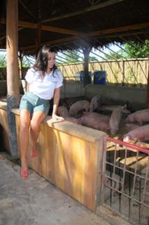 Rachel Grant feet photo 20
