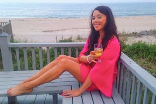 Rachel Grant feet photo 12