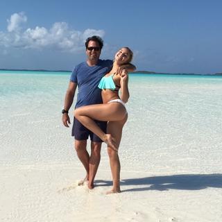 Rachel Hilbert feet photo 18