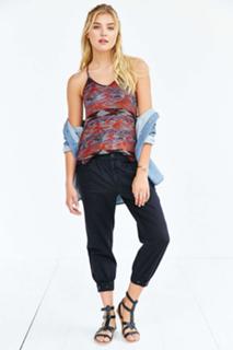 Rachel Hilbert feet photo 4