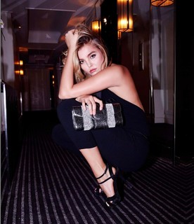 Rachel Hilbert feet photo 4