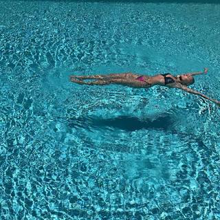 Rachel Hilbert feet photo 17