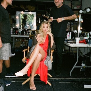 Rachel Hilbert feet photo 14