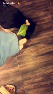 Rachel Hilbert feet photo 9