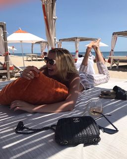Rachel Hilbert feet photo 10