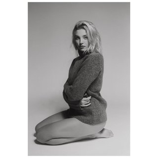 Rachel Hilbert feet photo 19
