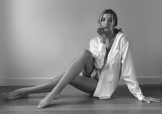 Rachel Hilbert feet photo 4