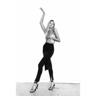 Rachel Hilbert feet photo 20