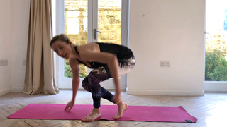 Rachel Hurd-Wood feet photo thumbnail