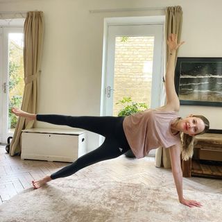 Rachel Hurd-Wood feet photo thumbnail