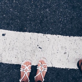 Rachel Levin feet photo 16