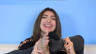 Rachel Levin feet photo 13