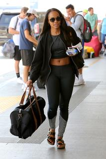 Rachel Lindsay feet photo 3