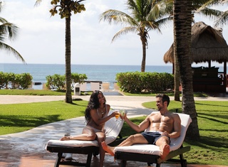 Rachel Lindsay feet photo 20