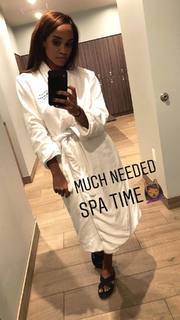 Rachel Lindsay feet photo 18