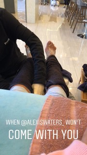 Rachel Lindsay feet photo 17