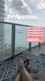 Rachel Lindsay feet photo 10