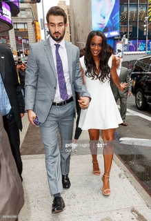 Rachel Lindsay feet photo 4