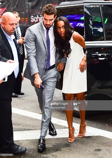 Rachel Lindsay feet photo 2