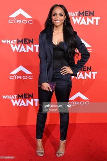 Rachel Lindsay feet photo 17