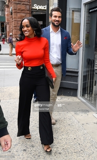 Rachel Lindsay feet photo 12