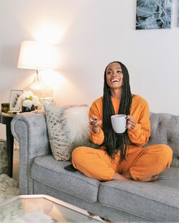 Rachel Lindsay feet photo 4