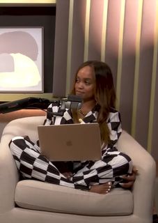 Rachel Lindsay feet photo 19