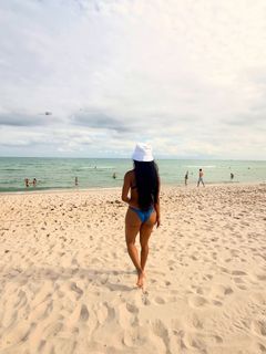 Rachel Lindsay feet photo 10