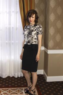 Rachel McAdams feet photo thumbnail
