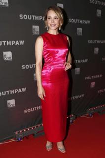 Rachel McAdams feet photo thumbnail